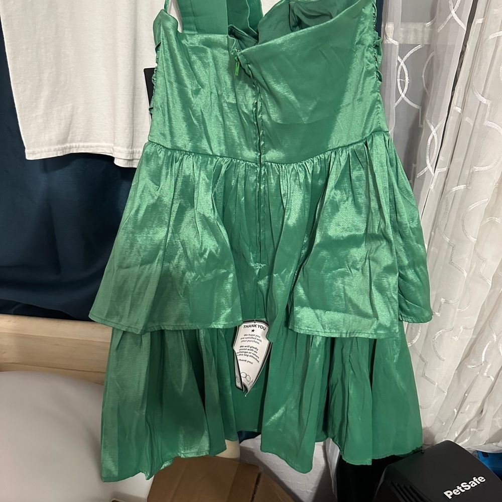 City Studio Vibrant Green Dress - Picture 2 of 5